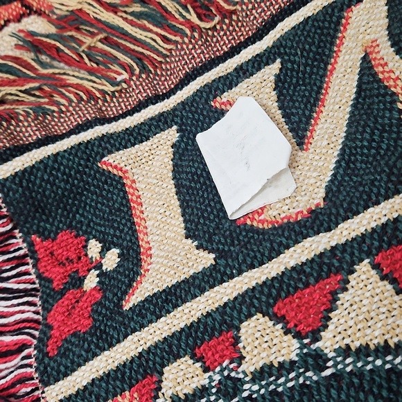 Fieldcrest Red Holiday Blanket Santa Design - Picture 9 of 9